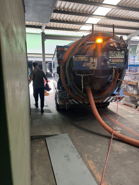 工廠內水溝清理