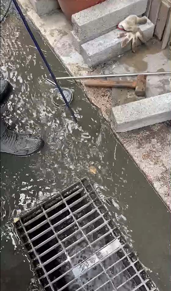 新竹水刀通水管