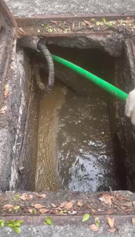 新竹水刀通水管